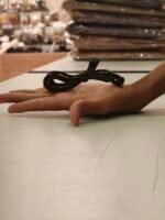 ELEGANT LOOP CURVED CLUTCH - Image 2