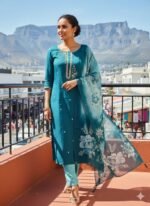 Royal Floral Embroidered Suit Set - Image 2