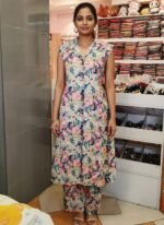 Blossom Garden Floral Kurta Set - Image 2